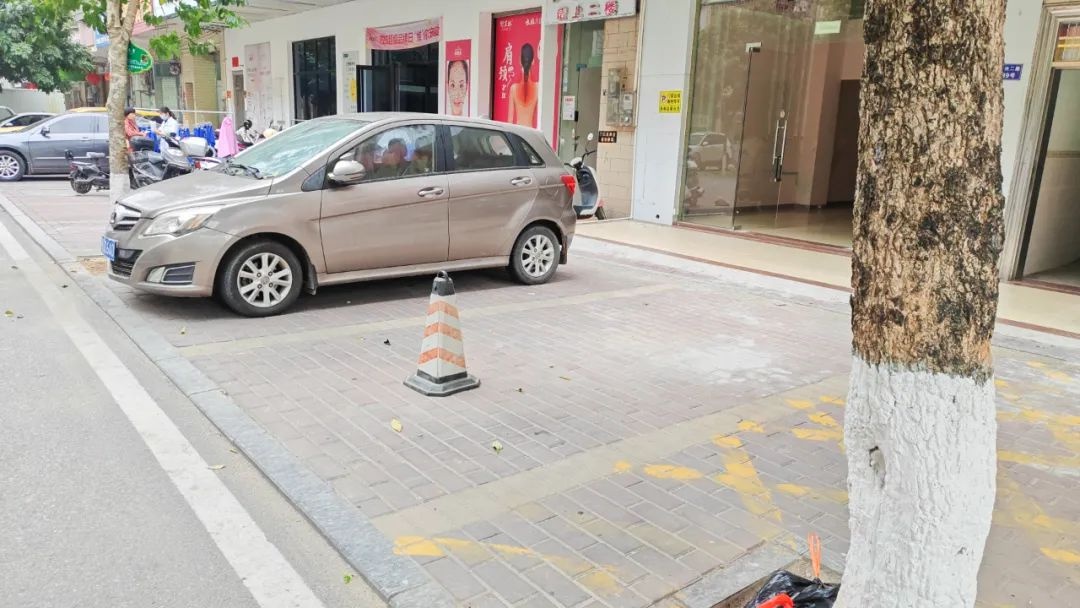 市区违停现象反弹，你的爱车安全吗？  第3张