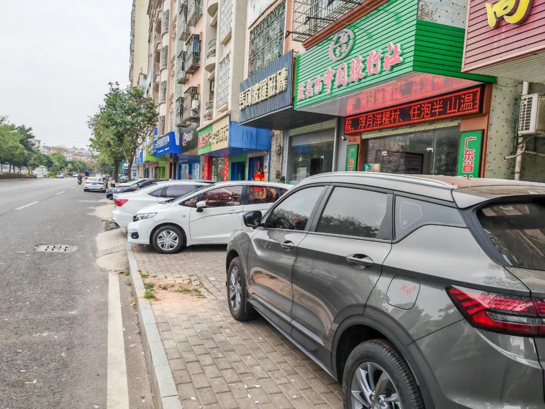 市区违停现象反弹，你的爱车安全吗？  第7张