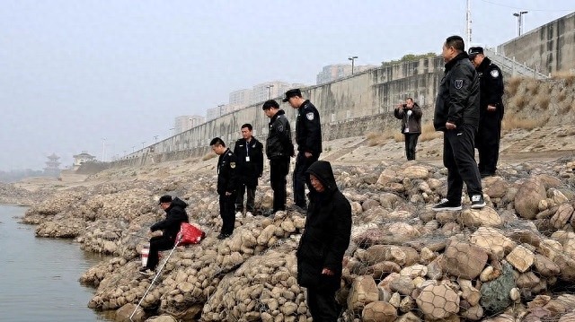 智慧渔政监控平台如何有效打击违规垂钓行为？揭秘毛里湖专项整治行动  第1张