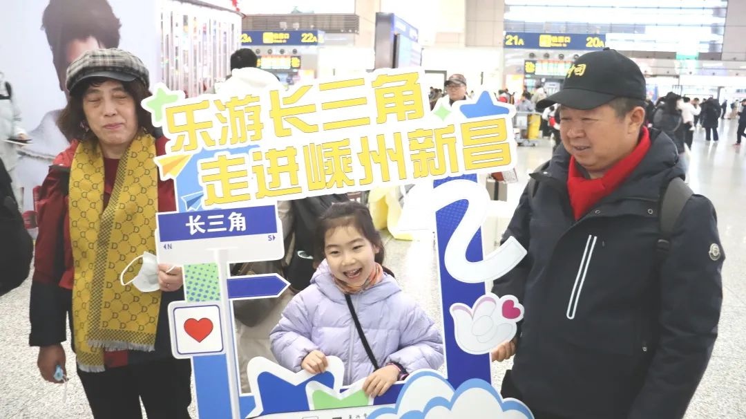 银发族的春日诗路之旅，你准备好了吗？探访浙东唐诗之路的绝佳选择  第2张