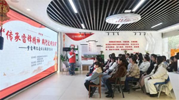 雷锋精神如何成为新时代青少年的精神灯塔？探索肥西县的文明实践新篇章