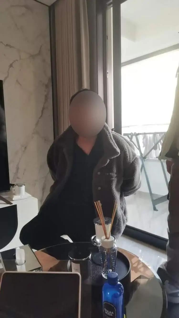 价值230万的名表竟在朋友女友家找到！搬家3小时就失窃，谁是幕后黑手？  第2张