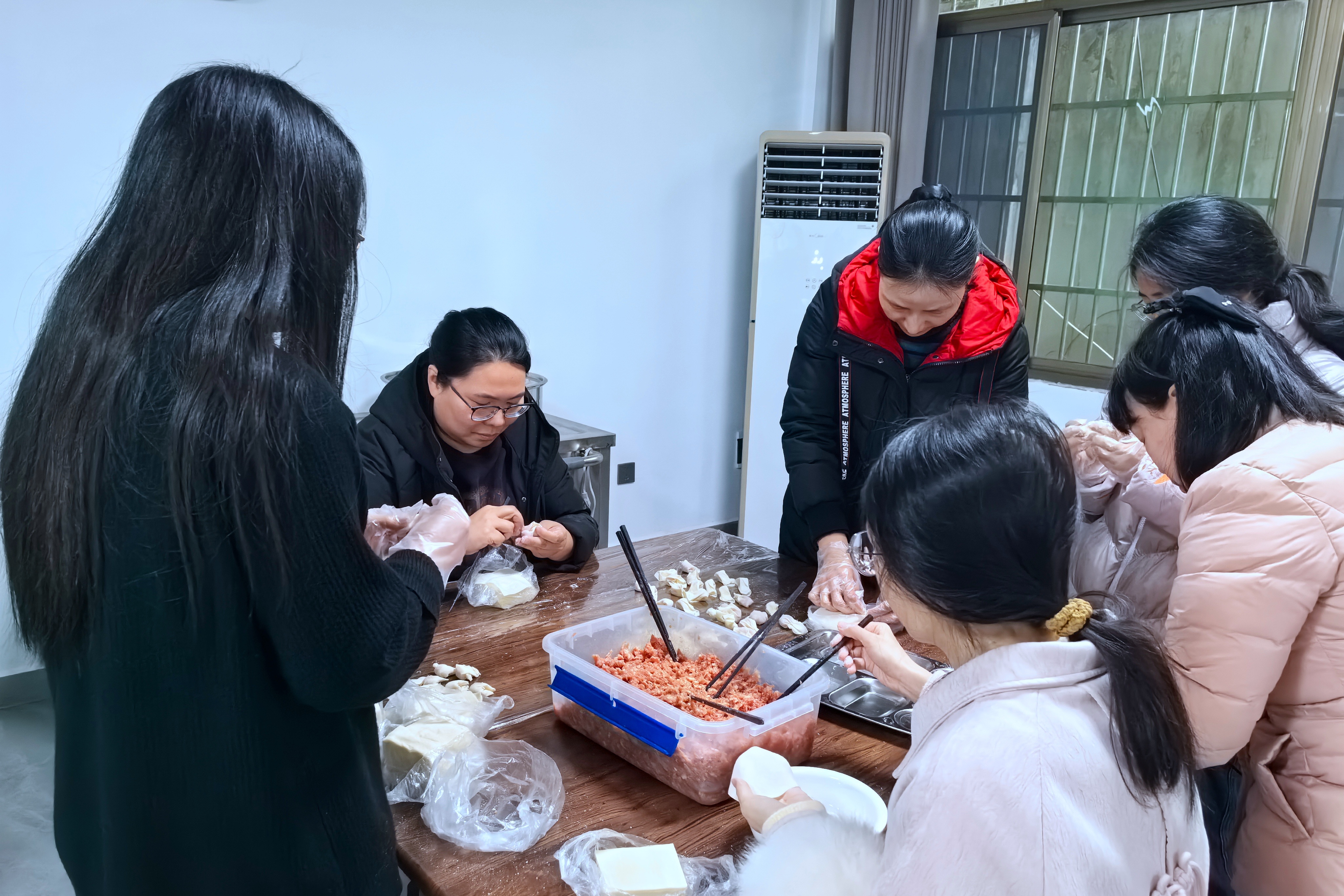阳春三月!临川公路分中心这样庆三八妇女节?  第2张