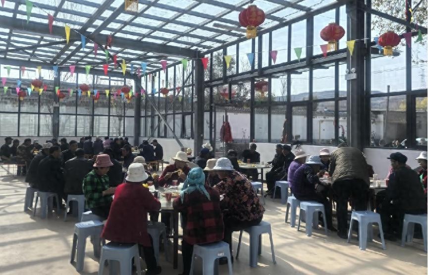 侯家庄村互助幸福院老年食堂启用！如何解决老人用餐难题?