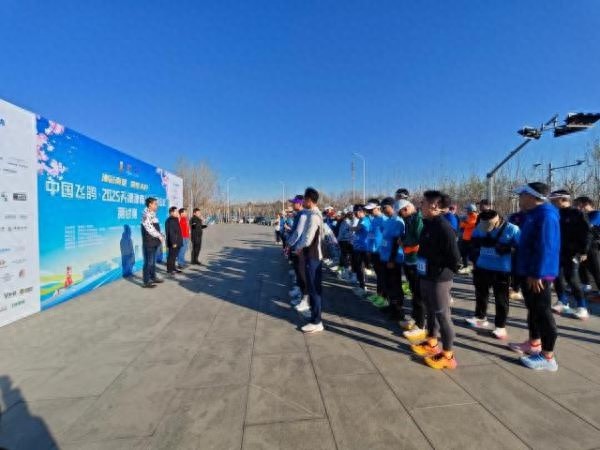 津南半马测试赛开跑! 50余人参与能否为正赛提供保障?