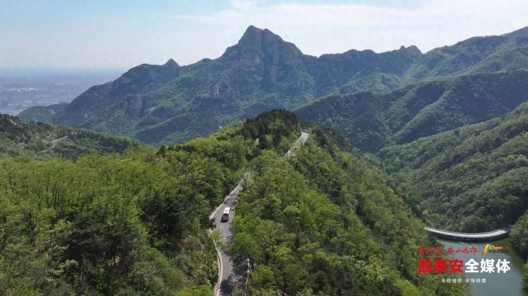 五一期间泰山客运公司全力保障游客出行，这背后的努力你知道吗？