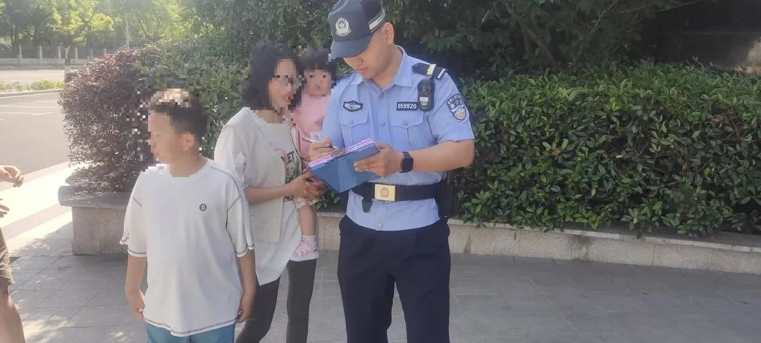 五一假期溧阳公安守护群众！男孩受伤铁骑开道送医？太暖心  第7张
