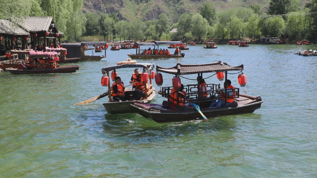 易水湖咋走？文旅志愿者热情指引，游客盛赞这趟易县之旅  第2张