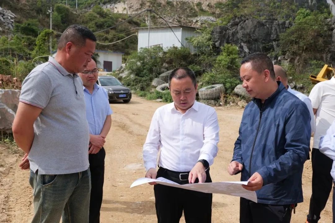 2025年4月30日县长杨坚深入调研，5＋3项目建设如何加速推进？  第2张