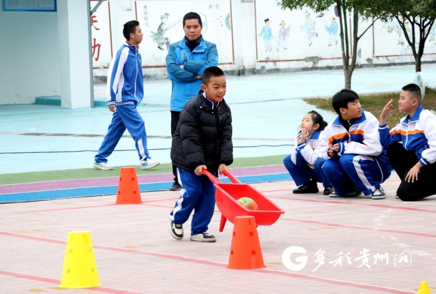 孩子们的手工课竟然这么有趣！你见过如此精美的竹编画吗？  第2张