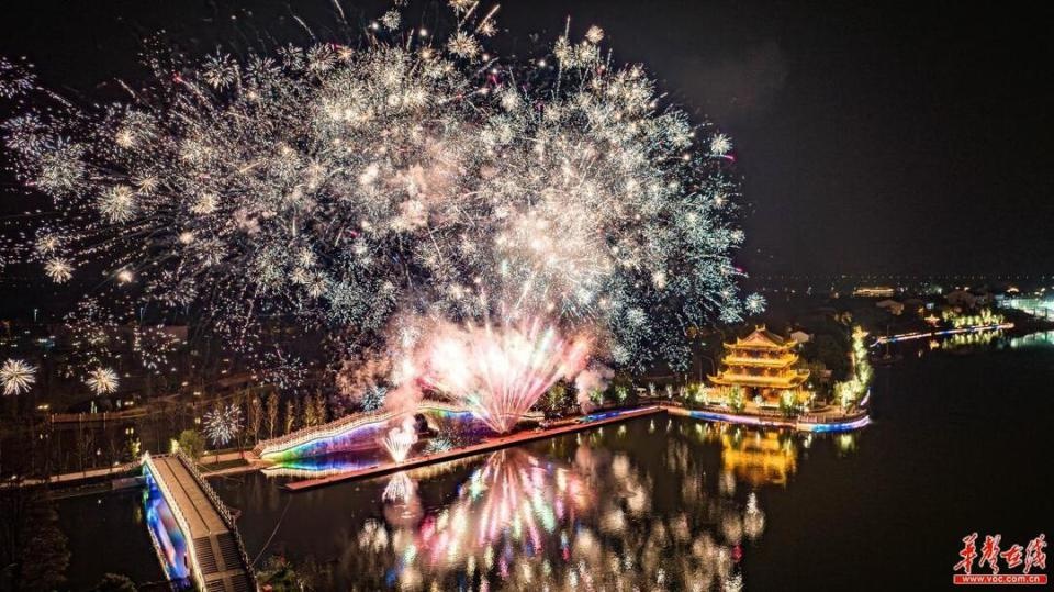 2025靖港新年庙会即将开启！16天5大主题潮玩活动，你准备好迎接梦幻星河了吗？  第3张