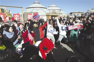 暖城恋歌全民歌王争霸赛开嗓！30名选手同台献艺，谁能直通总决赛？