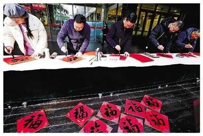 杭州农民书法展惊艳亮相！690件作品如何展现乡村振兴新风貌？  第1张