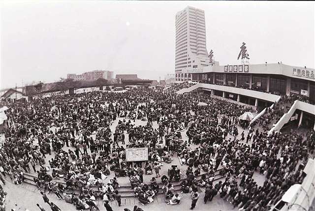 菜园坝火车站改造启动，建兴坡居民微信群炸锅！20年变迁将迎来怎样的新面貌？  第3张