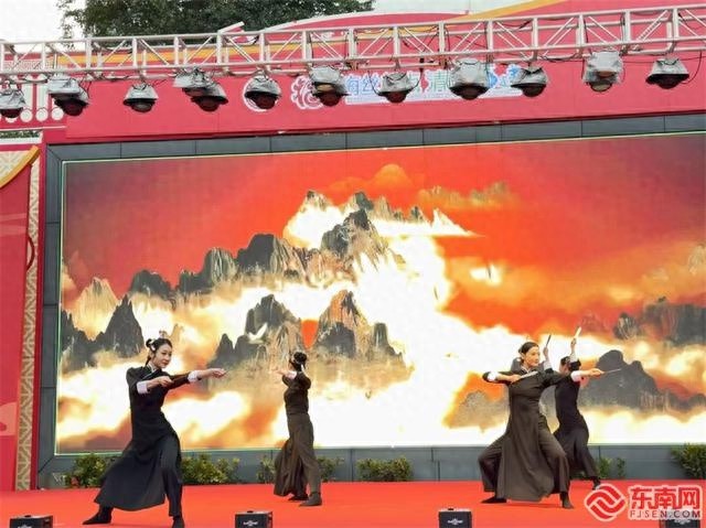 福建非遗工坊市集启动！20家非遗工坊齐聚，你准备好感受这场视觉与味觉的盛宴了吗？