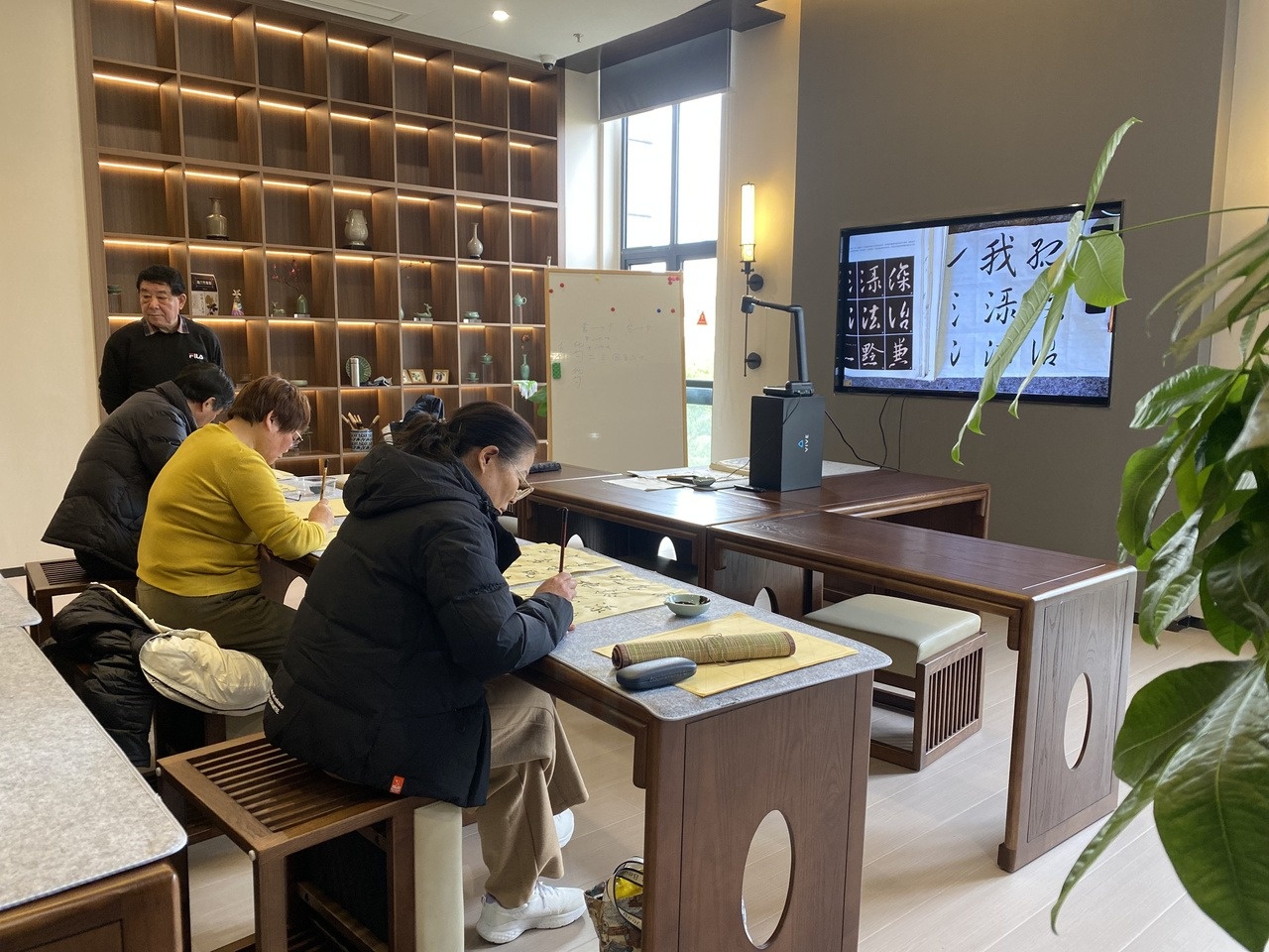 杭州临平南苑街道的邻里中心爆改后有多惊艳？露天剧场、英语沙龙、书画展一应俱全  第8张