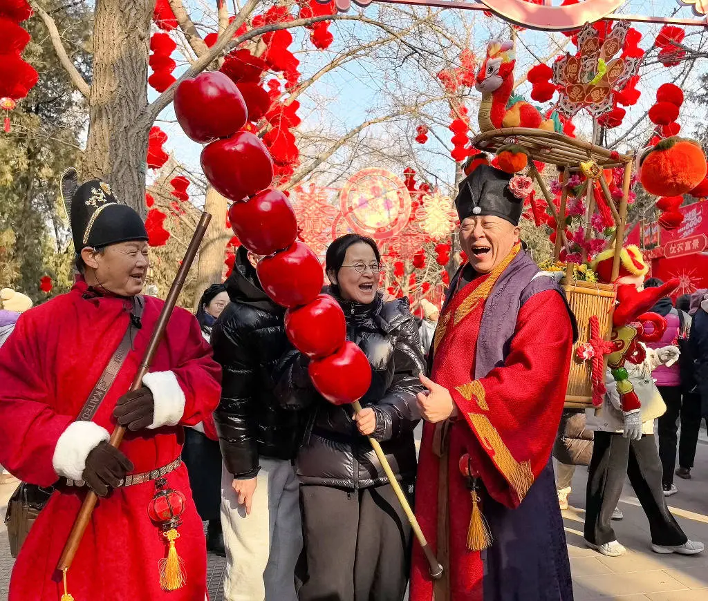 2025年各地庙会超精彩!传统与现代融合，你期待吗?  第19张