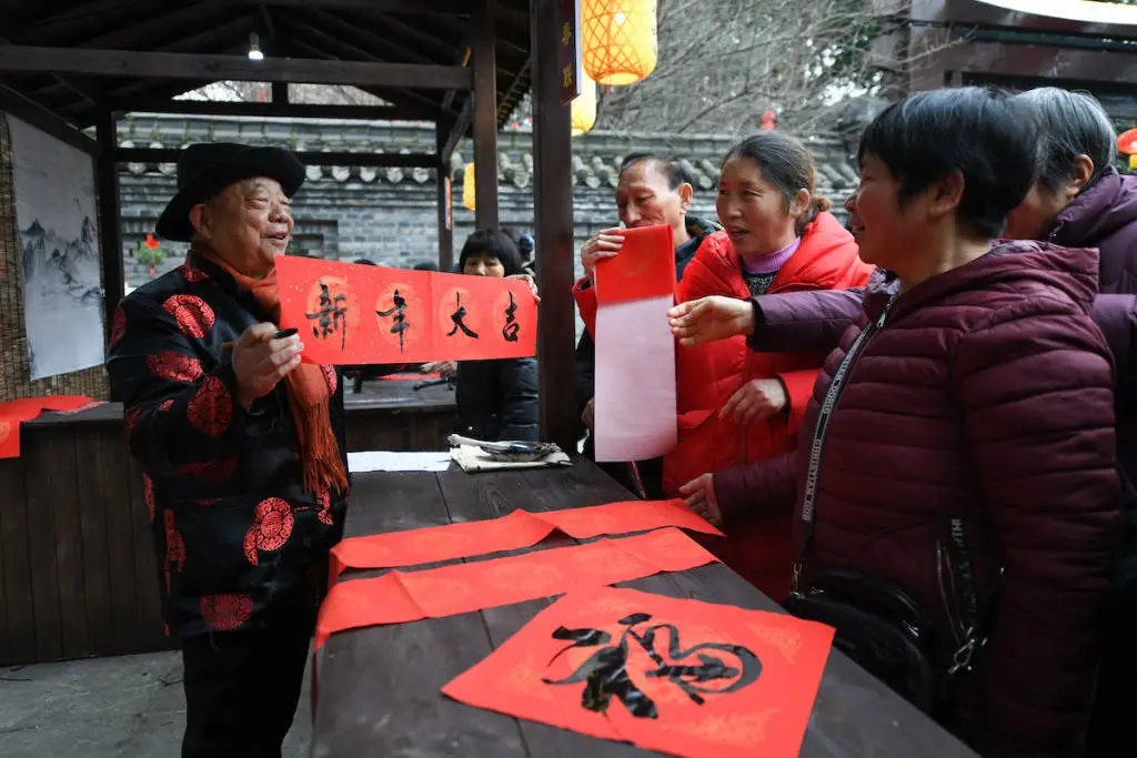 2025年各地庙会超精彩!传统与现代融合，你期待吗?  第23张
