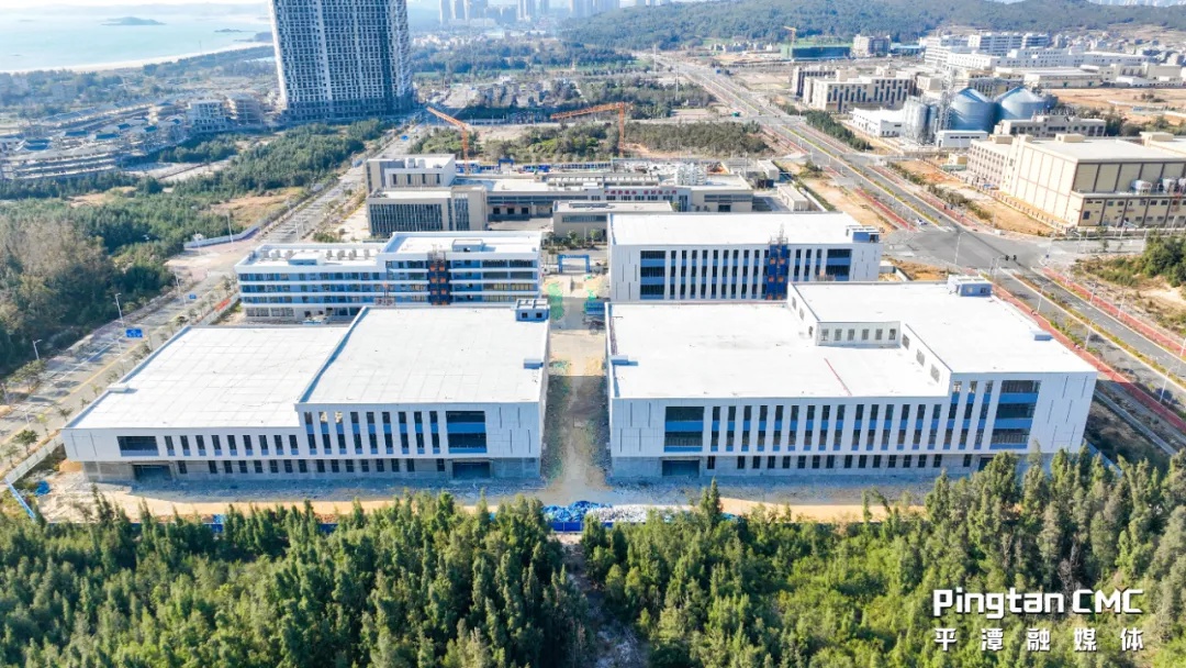 新春走基层：春节坚守岗位！平潭工地为何如此火热？  第4张