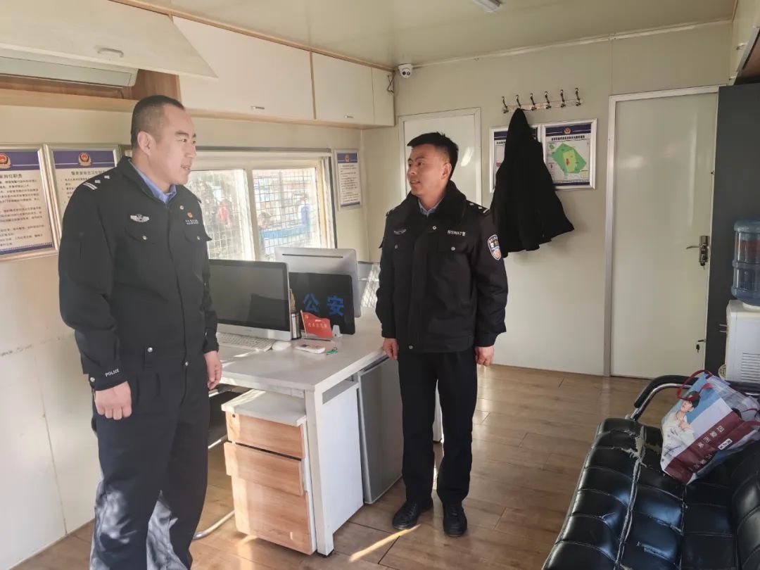 县公安局副局长督导返程交通！安全如何保障？  第3张