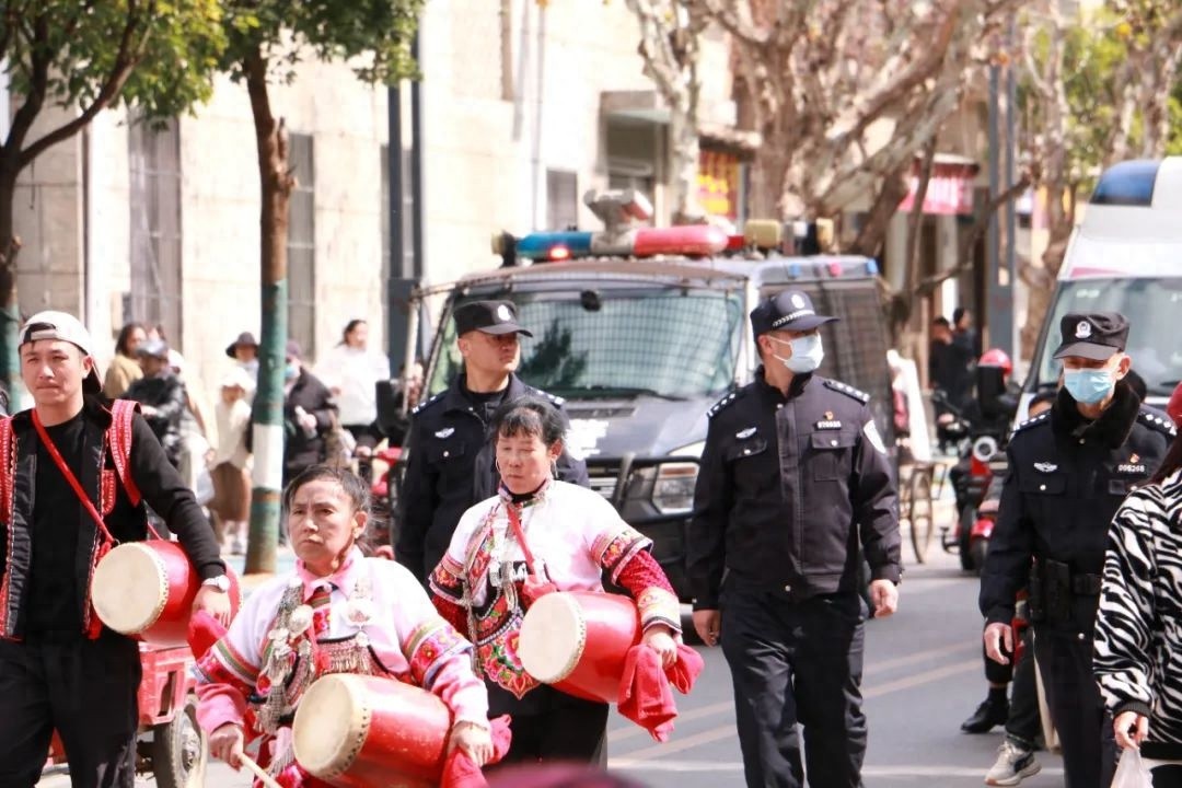 玉溪市公安局春运警力下沉340余人！他们都做什么？