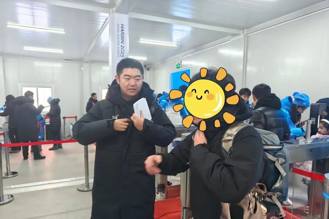 亚冬会背后的坚守者：你知道他们多不易吗?  第3张