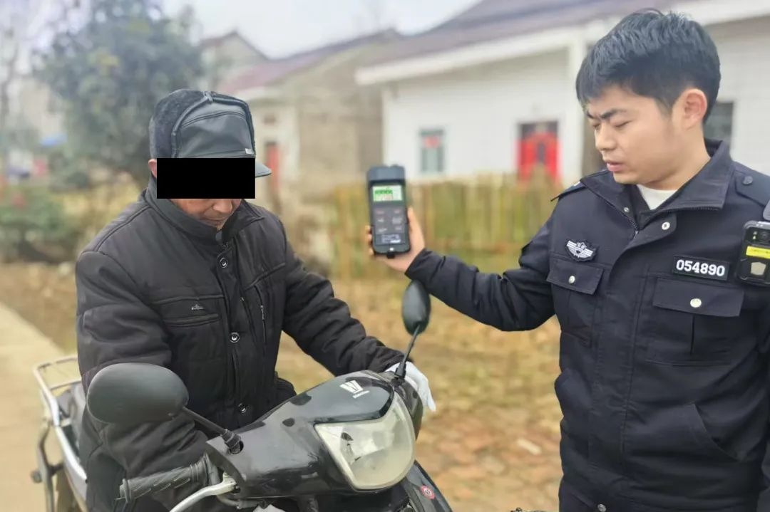 2025年多起酒驾案例曝光！你还敢酒后开车？  第8张