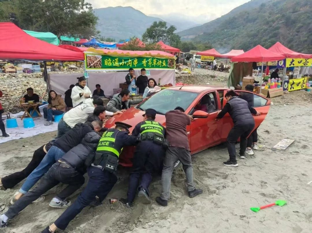 春节期间龙陵公安暖心警事连连！你知道吗？