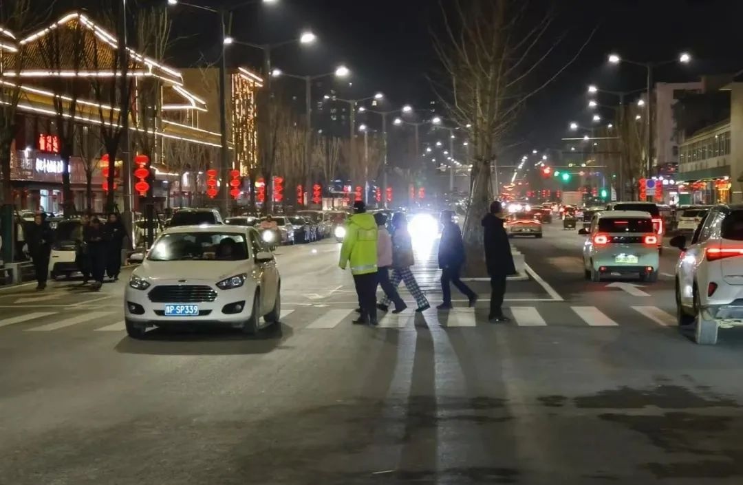 春节假期将尽,周口交警坚守岗位保出行,你知道吗?! 第8张 春节假期将尽,周口交警坚守岗位保出行,你知道吗?! 第8张