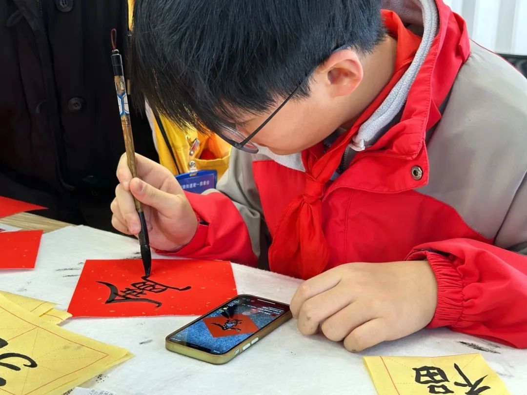 新年将至，玉四社区这场活动为何吸引众多小朋友？  第10张