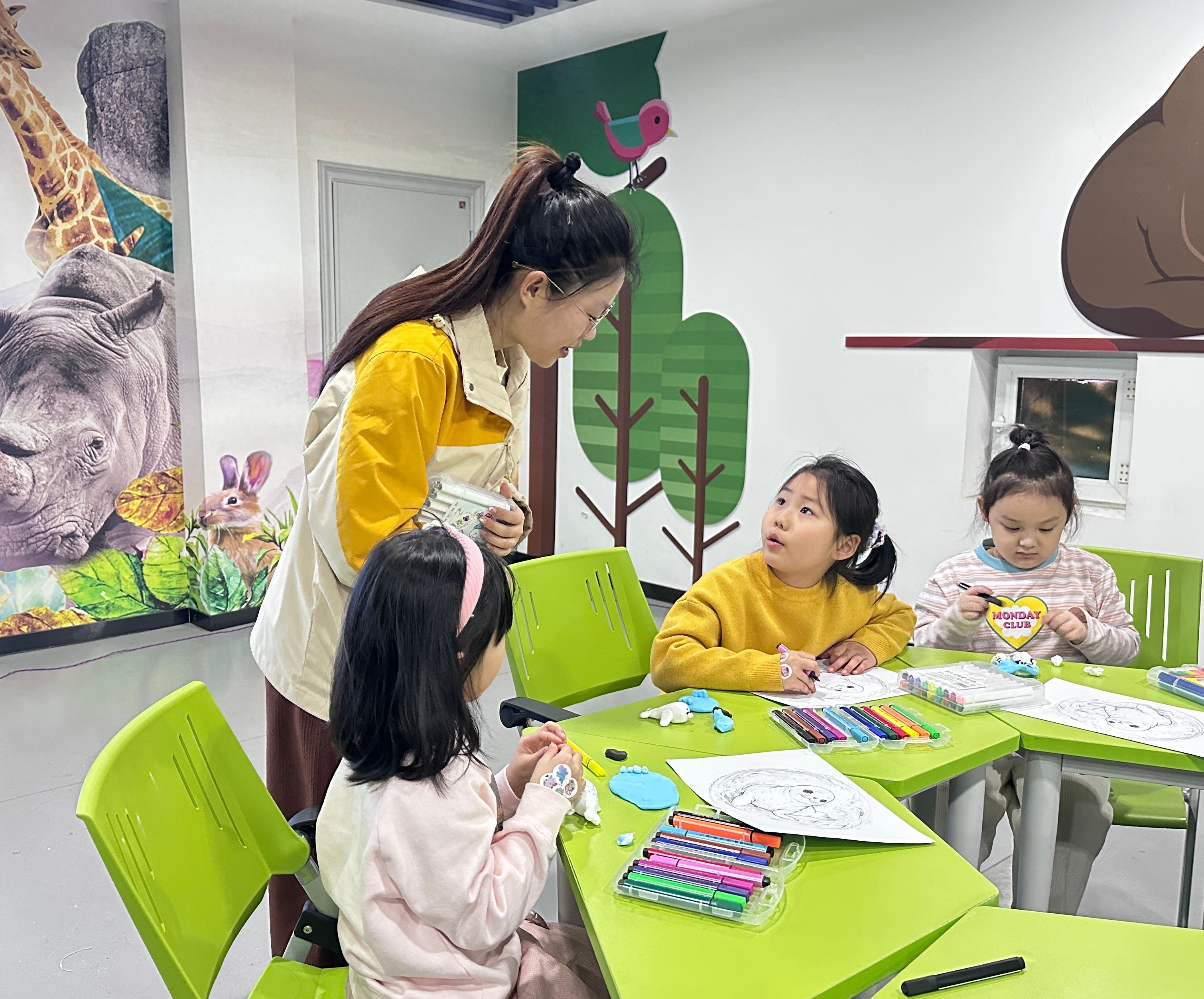 你知道吗？2025年国际海豹日亲子活动竟让孩子们成为了小小保育员