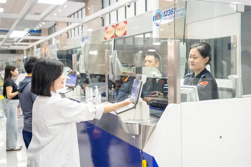 河口口岸为何成为外国旅客入华首选？揭秘其背后的独特魅力  第2张