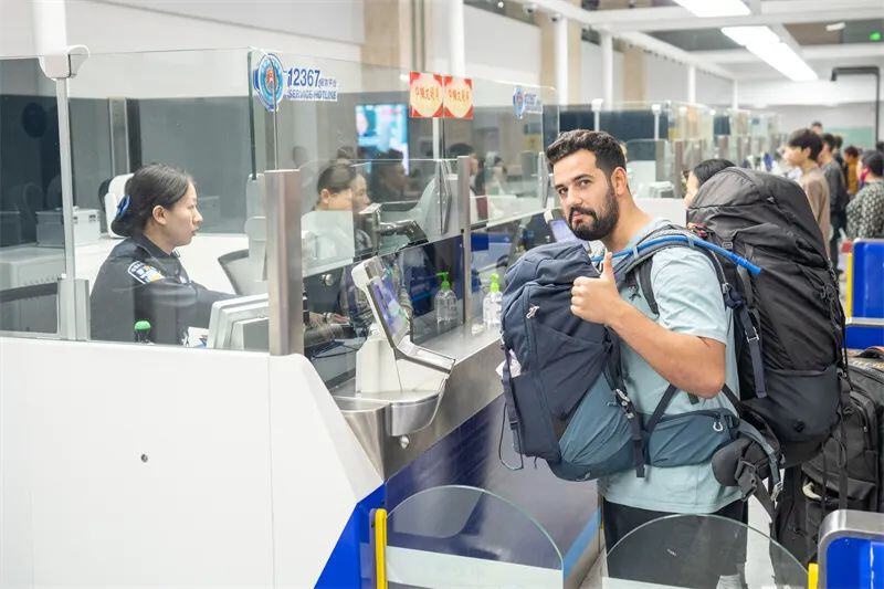 河口口岸为何成为外国旅客入华首选？揭秘其背后的独特魅力  第4张