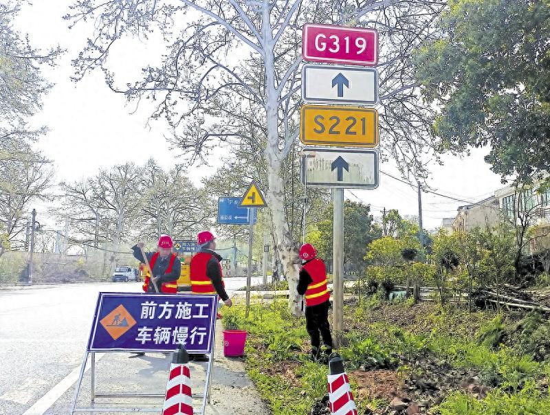 槐奇岭公路站全员出动防汛抗灾!他们做了啥?