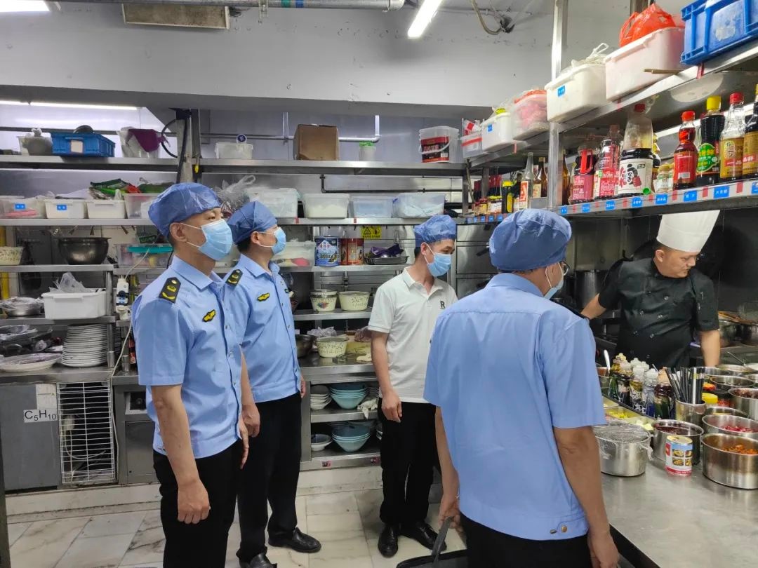 五一假期别人在悠闲，无锡市场监管人却在坚守？守护安全超拼  第11张