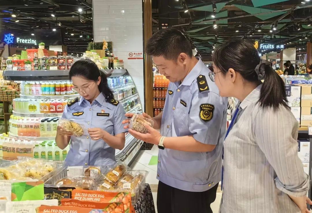 五一假期别人在悠闲，无锡市场监管人却在坚守？守护安全超拼  第6张