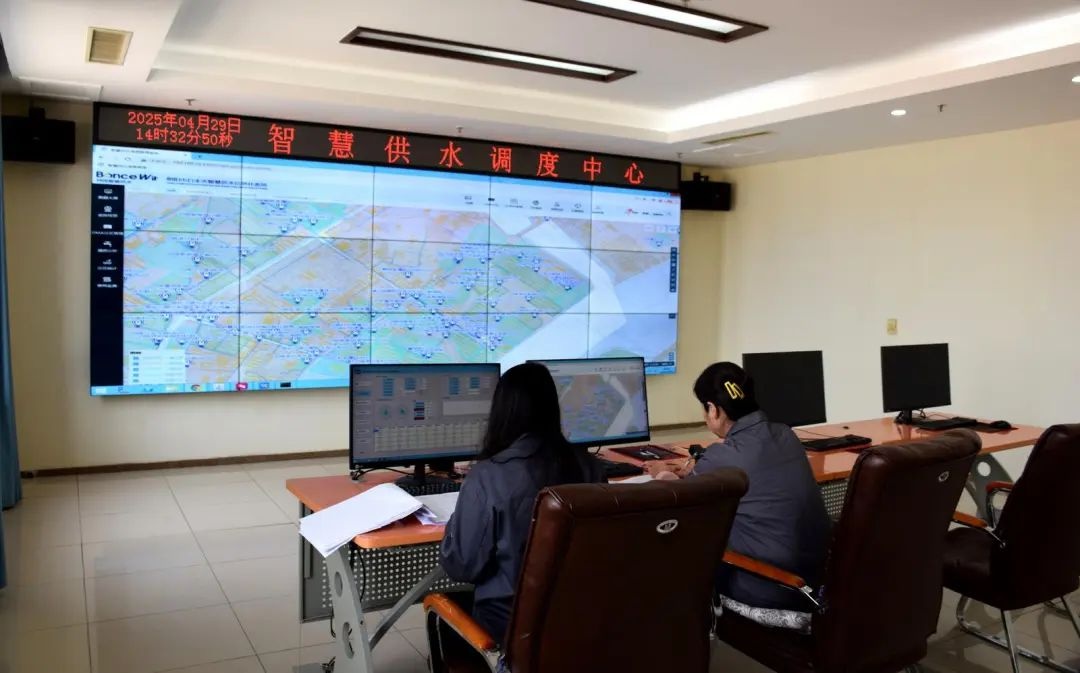 五一假期！自来水公司员工坚守岗位，如何保障城市用水无忧？  第2张