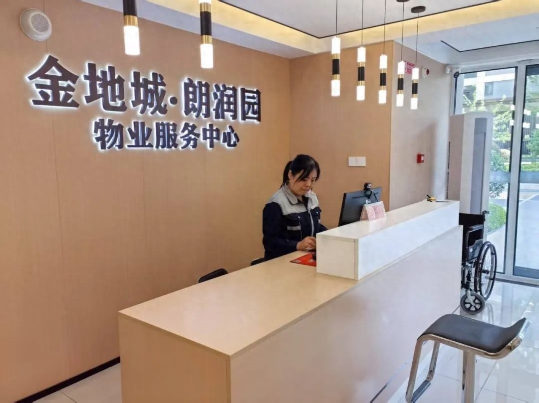 五一假期全县物业人坚守一线！安全守护与环境焕新如何做到？
