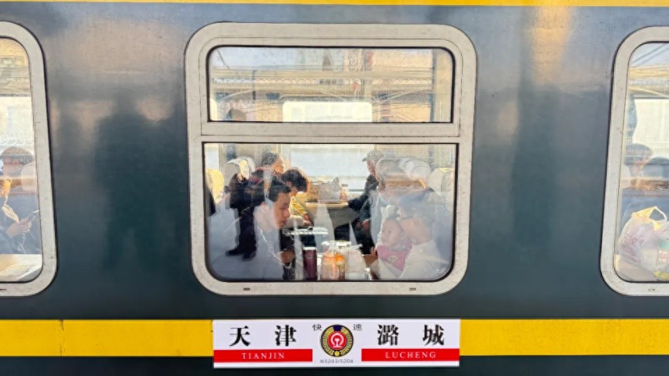 百年沧州站焕新颜！K5203次列车首停，新站房如何诠释运河文化？  第1张