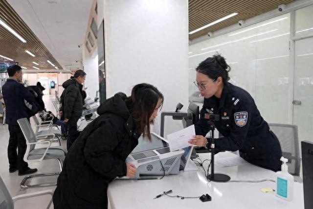 寒假出入境高峰来袭！西城区如何智慧应对，让市民办事更轻松？
