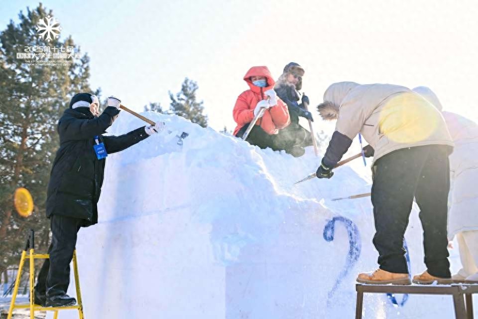 国际大学生雪雕大赛创纪录！21支国际队伍齐聚哈尔滨，谁将问鼎雪雕之巅？