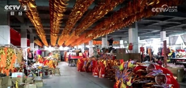 春节将至，龙灯订单暴涨3500条！700年传统工艺如何征服全球市场？