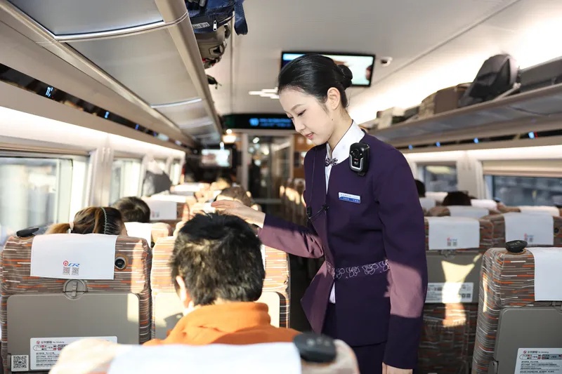 吉林省首趟智能复兴号上线！600名旅客体验全新科技之旅，你准备好了吗？  第3张