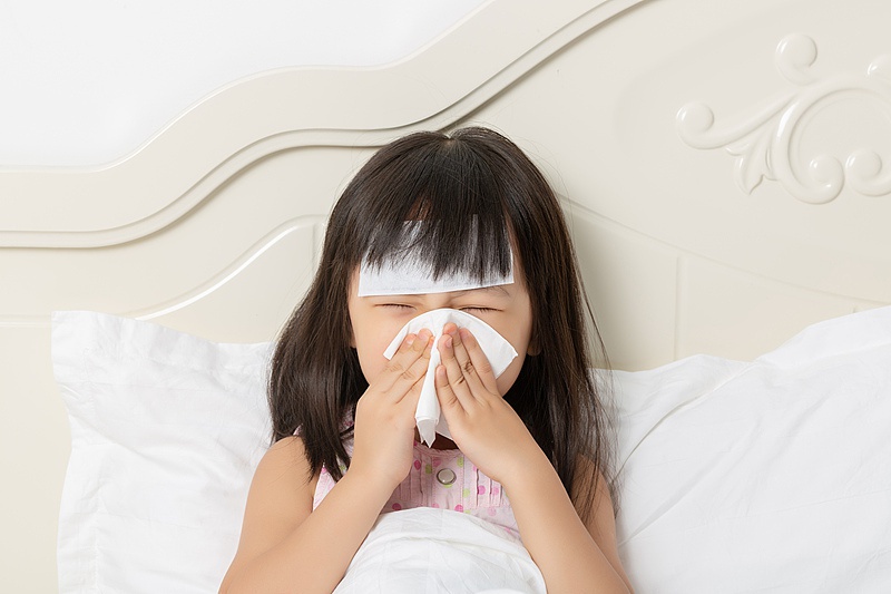 孩子发热惊厥怎么办？专家揭秘冬季儿童呼吸道感染家庭护理小妙招  第4张