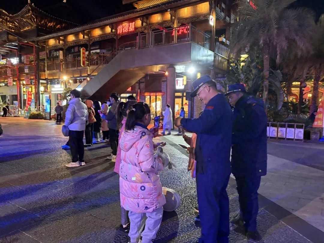 区消防大队保障桂林灯会消防安全，做了啥?!
