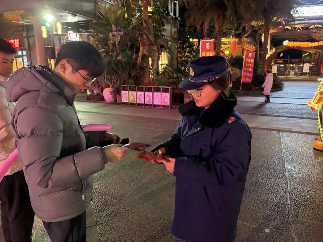 区消防大队保障桂林灯会消防安全，做了啥?!  第2张