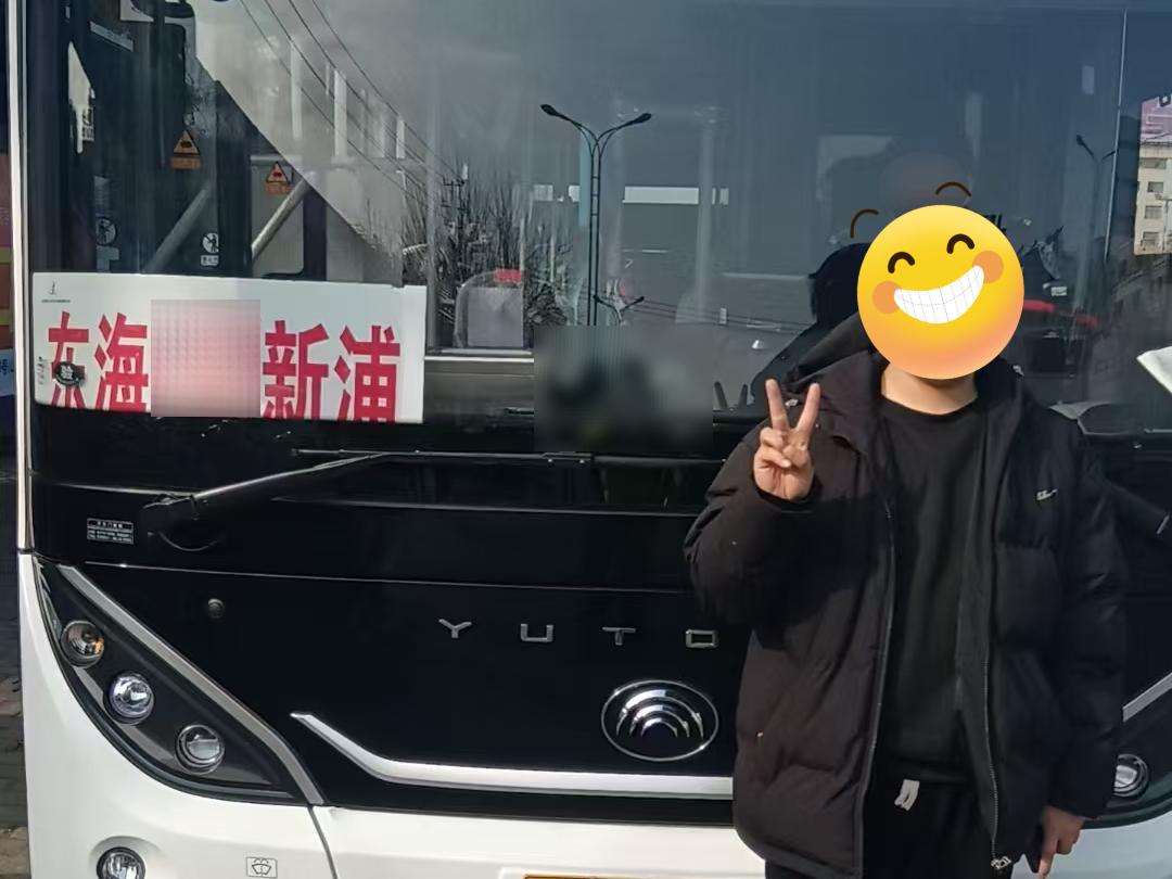 值班护航春运：交警遇求助者，他能帮上忙吗？  第3张