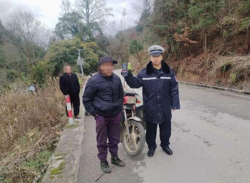 春节聚会交通违法增多，交警24小时严查，你还敢侥幸？  第11张