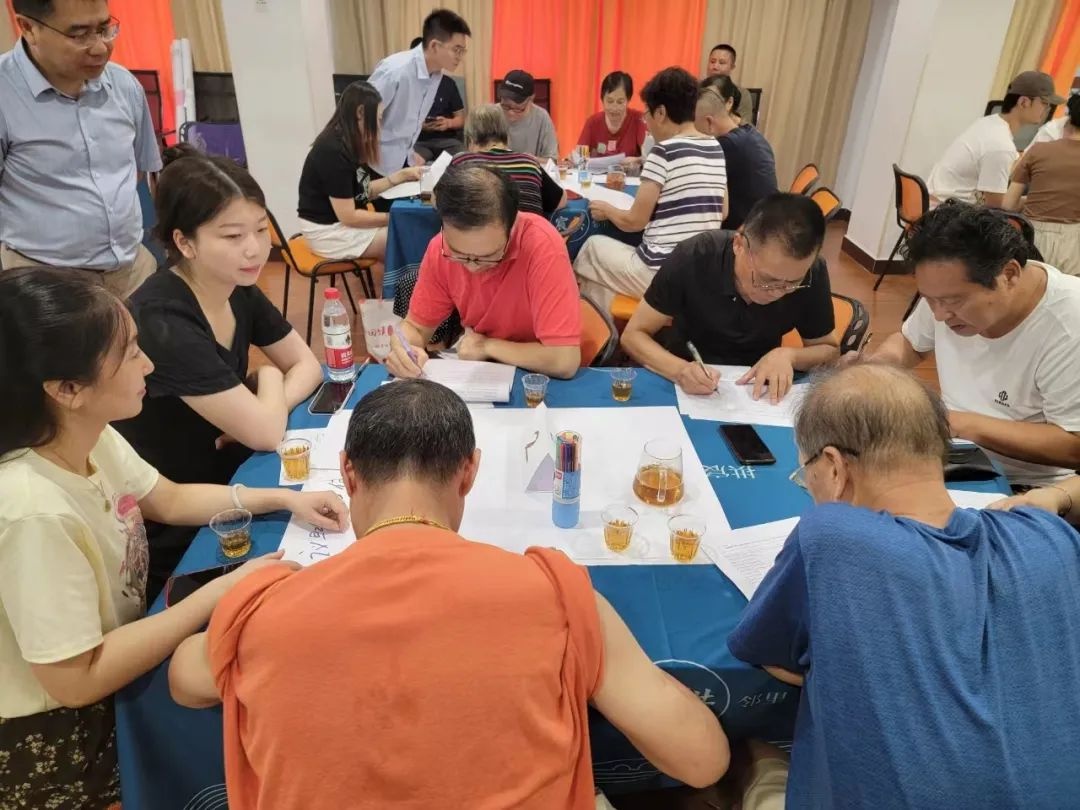 小区垃圾房都遭居民嫌弃，裕兴院为何被追捧?竟然还上榜!  第4张