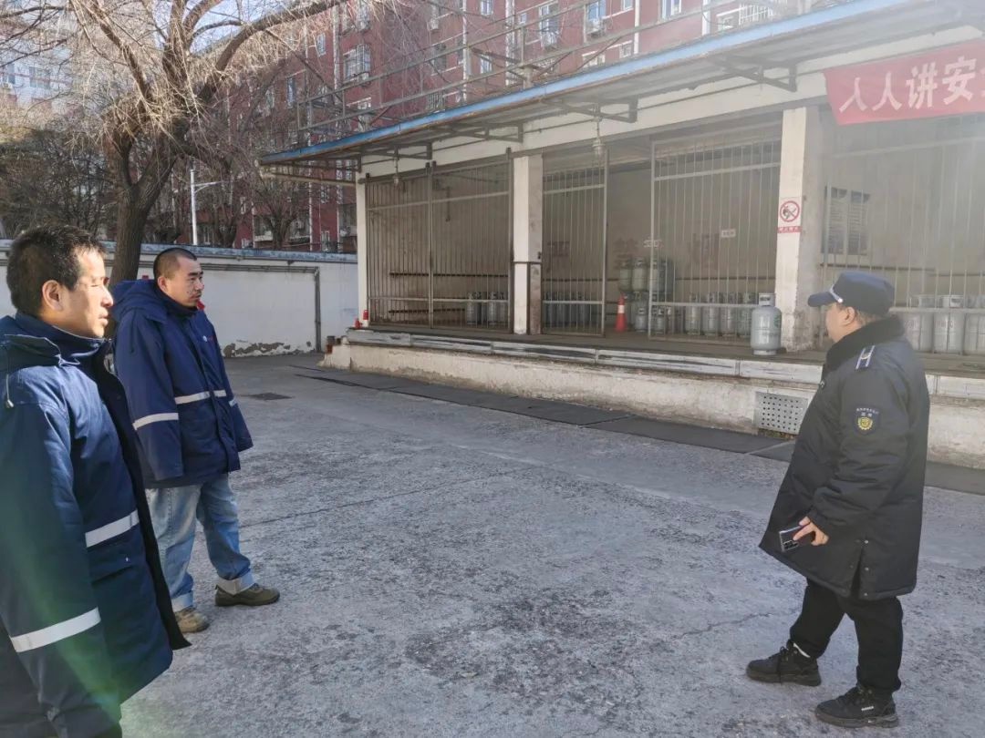 金蛇迎春，永定路街道如何用心守护万家灯火？  第2张